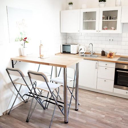 N28 Studio Apartment In Andrassy Boulevard. Budapest Esterno foto