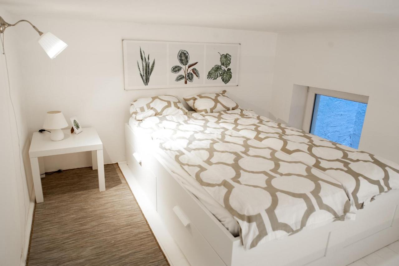 N28 Studio Apartment In Andrassy Boulevard. Budapest Esterno foto